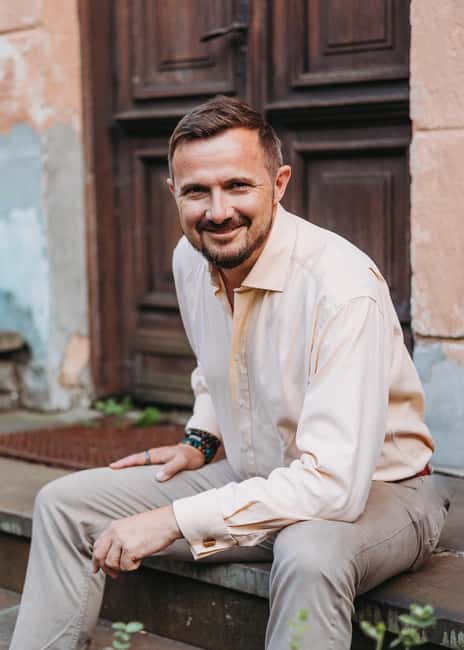 Krakow: Old Town Photoshoot with a Local Photographer - Is $134 per person good value?