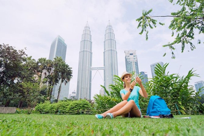 ️ Kuala Lumpur Instagram Tour: Most Famous Spots (Private & All-Inclusive) - Petronas Twin Towers and KLCC