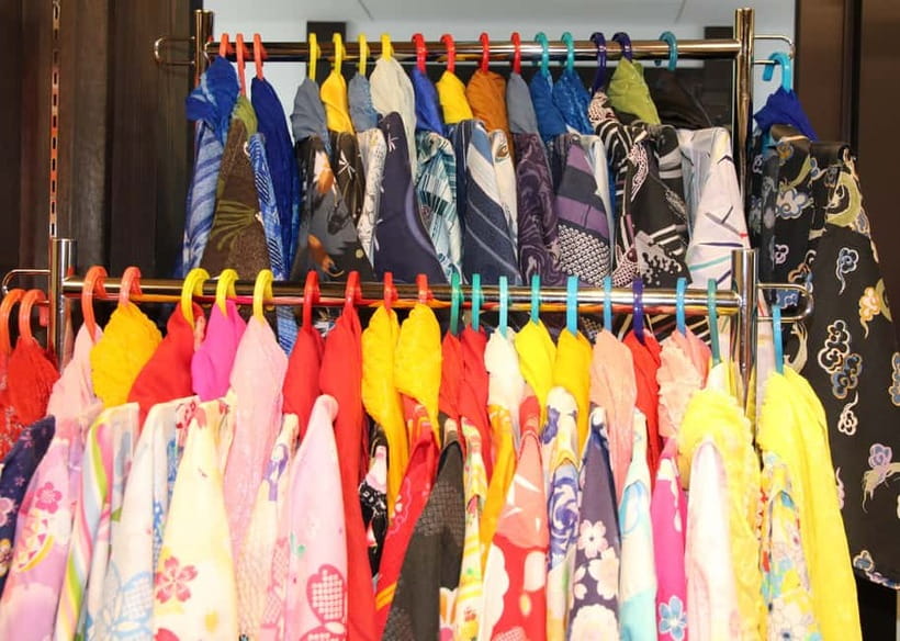 Kumamoto: 【jyousaien】Kimonorental with photoshoot - What the $35 price really covers