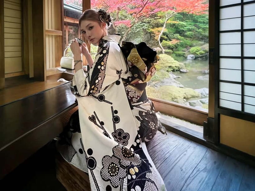 Kyoto Gion Kiyomizudera Kimono Yukata Hairstyle | Photoshoot - Should You Book the OKIMONO Kimono Experience?