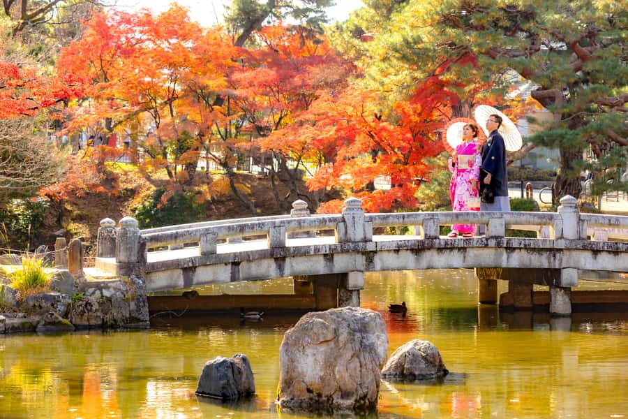 Kyoto Kimono Professional Photoshoot - Choosing between a machiya and Higashiyama