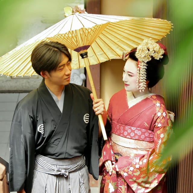 Kyoto kiyomizu Temple : Maiko and Samurai Couple Photoshoot - Who will enjoy this most