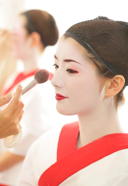 Kyoto: Maiko Makeover and Photoshoot Experience - Choosing your kimono from a large wardrobe