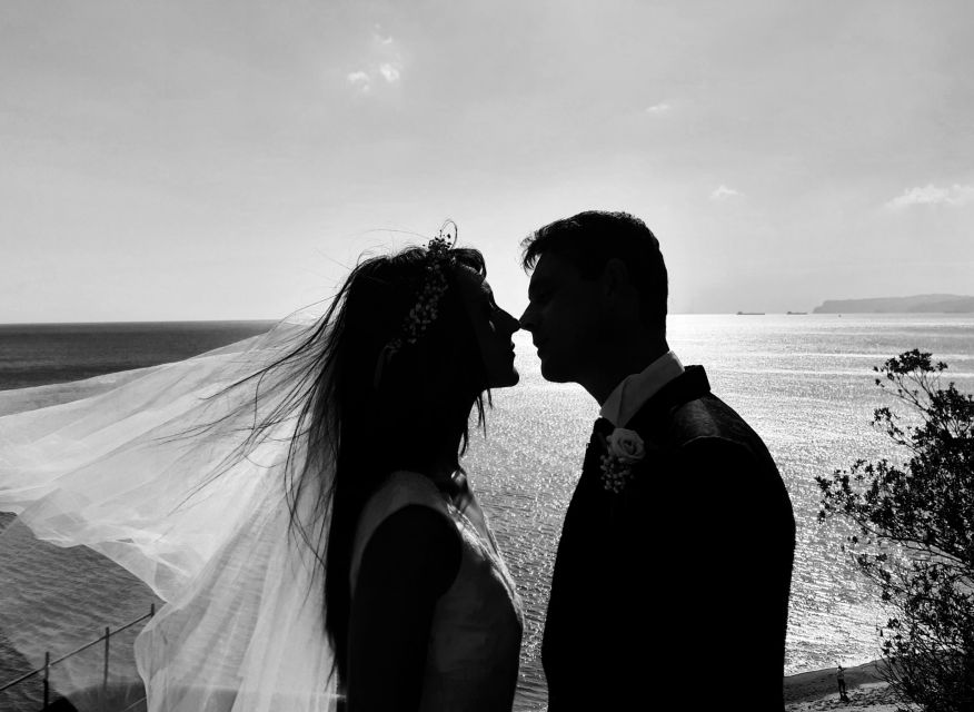 La Spezia: Cinque Terre Tour with Professional Photographer - Seeing Cinque Terre by car, train, and ferry
