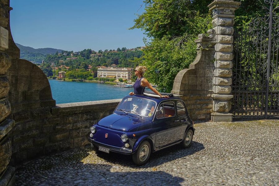 Lake Como: 2hr Photo Tour in a Classic Fiat 500 - Cernobbio and the villa setting