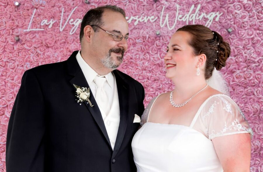 Las Vegas: Game of The Wedding Rings Ceremony + Photography - Should you book the Game of the Wedding Rings ceremony?