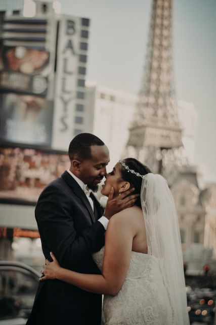 Las Vegas: Personal Travel & Vacation Photographer - Why a Las Vegas photo session can be worth your time
