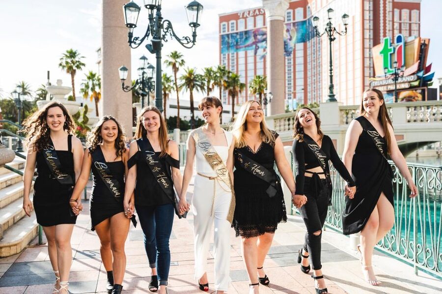 Las Vegas: Personal Travel & Vacation Photographer - The photos arrive five working days later