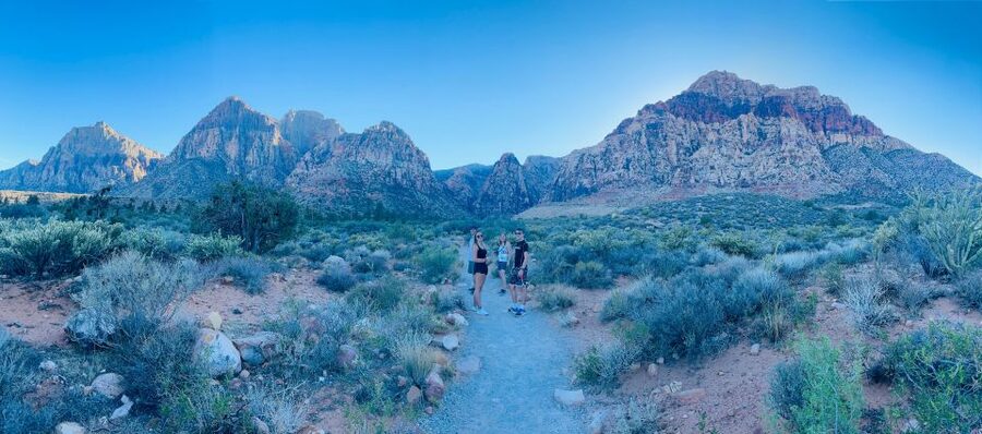 Las Vegas: Sunset Hike and Photography Tour Near Red Rock - Leaving Las Vegas for Red Rock Canyon
