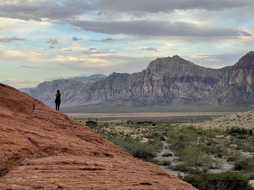 Las Vegas: Sunset Hike and Photography Tour Near Red Rock - Spring Mountain Ranch and the southern end