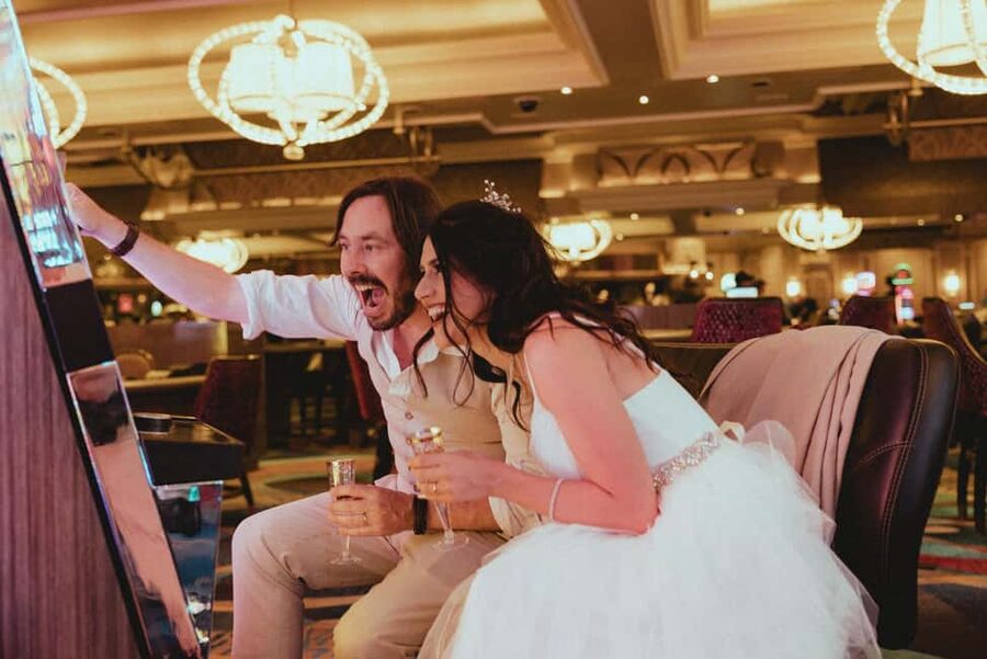 Las Vegas: Wedding Chapel Photography Session - Before the ceremony, make a clear photo plan