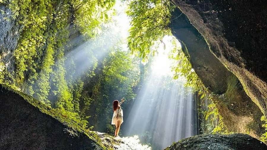 Lempuyang Gate of Heaven: Day Trip with a Photographer - Tirta Gangga Water Palace after the temple