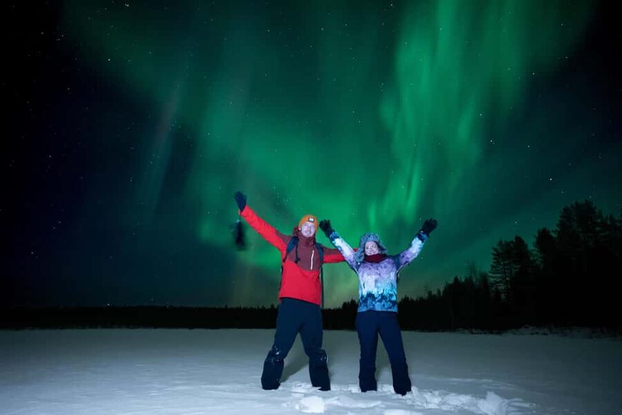 Levi: Best & Original Northern Lights Hunting & photography - Setting off from Sirkka in a small Arctic van