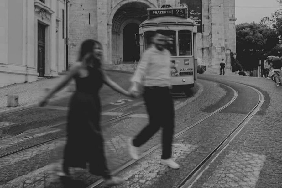 Lisbon photo shoot with a highlight video - A photo shoot built around movement, not posing