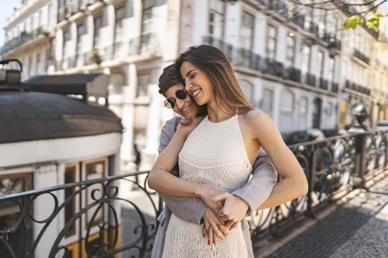 Lisbon Photoshoot - The short guided tour between photographs