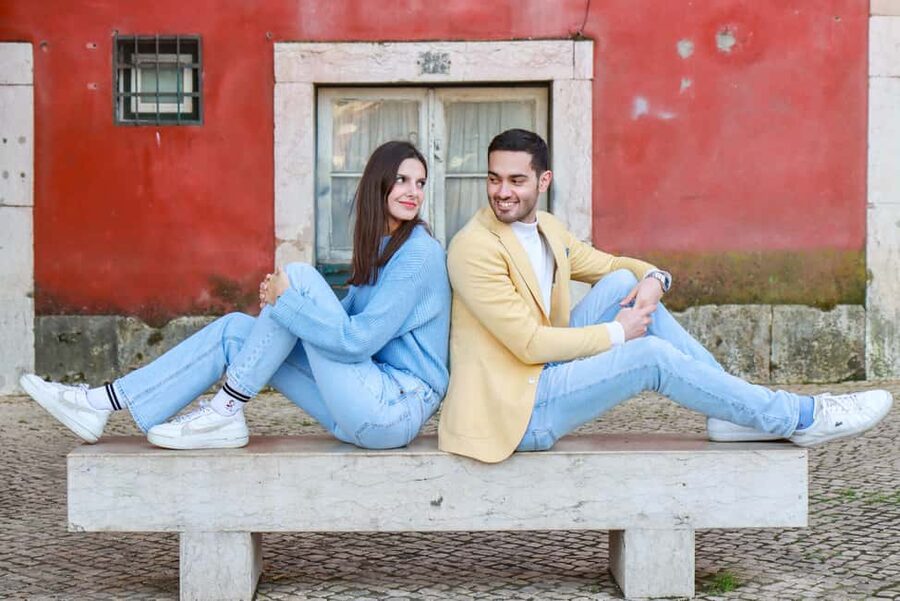Lisbon: Photoshoot + Video in Alfama | Santa Luzia - Who Will Get the Most From This Experience