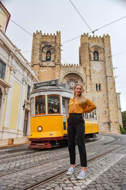 Lisbon: Photoshoot with a Professional Local Photographer - Why a Lisbon photo walk makes sense