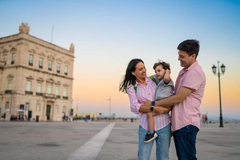 Lisbon Photoshoot - Praça do Comércio photo stop