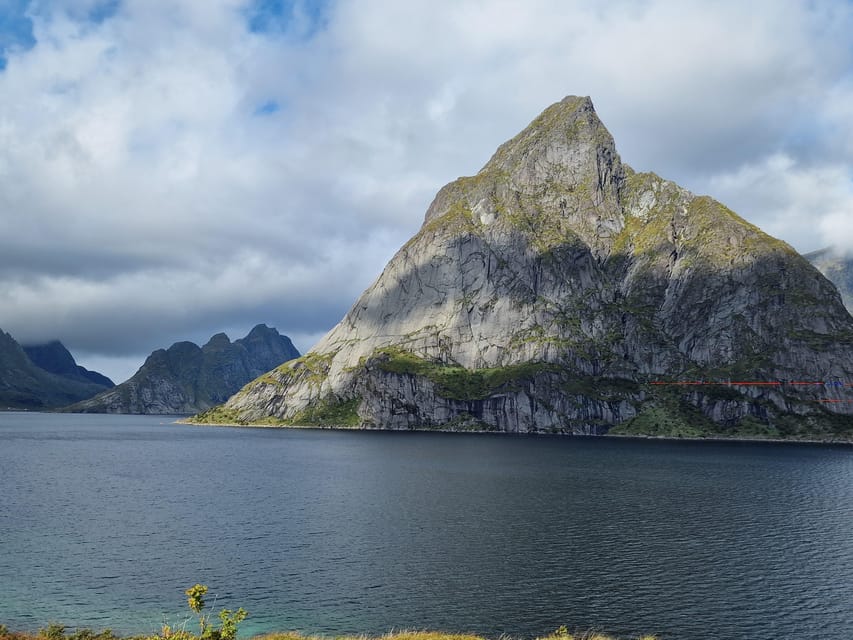 Lofoten: Reine, Hamnøy, and Skariskøya Photo Tour - Who should book this Lofoten photo tour?