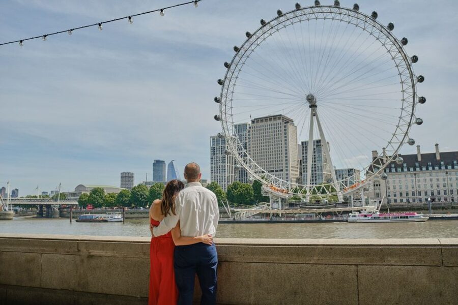 London: 30min PRIVATE Professional Westminster Photo Shoot - Westminster landmarks in front of the lens