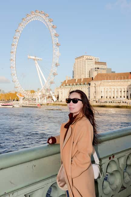 London: Private Photo Session at Iconic Landmarks - The 20 to 25 edited photographs