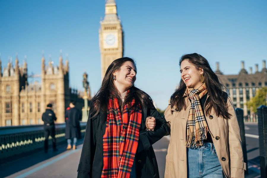 London: Private Photo Session in Westminster - The $148 price and who gets good value
