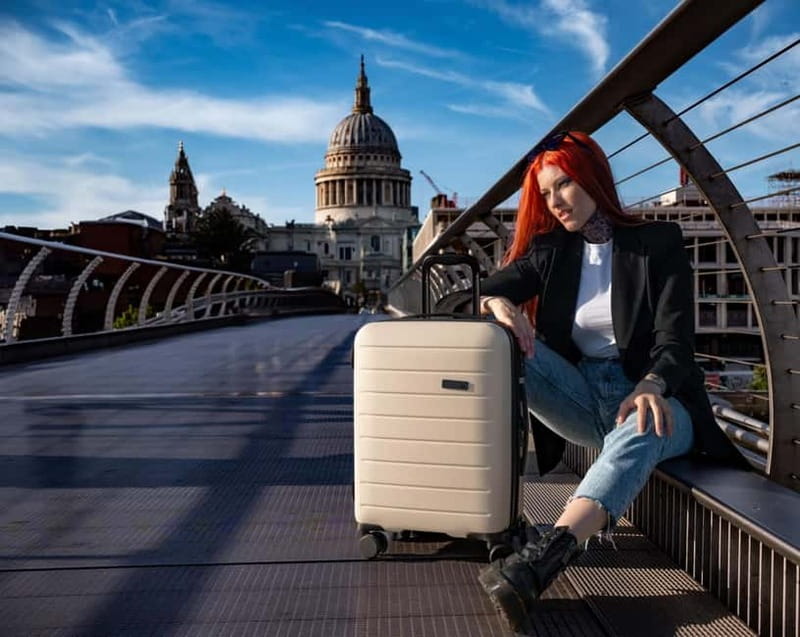 London: Private travel vacation photoshoot -Romantic Special - Who should book this experience?