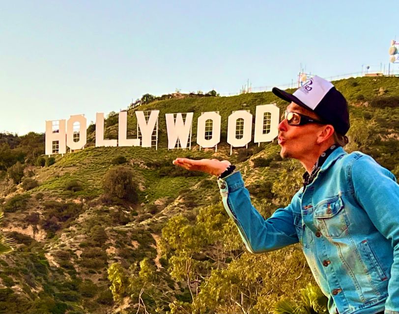 Los Angeles: Express Hollywood Sign Guided Walk & Photo Tour - What the guides add to the walk