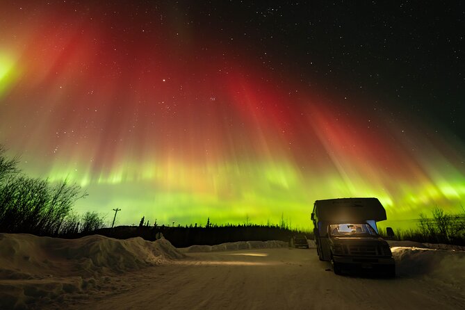 Luxury RV Small Group Aurora Chasing Tour with Photography - A warm start at 10 p.m. in Fairbanks