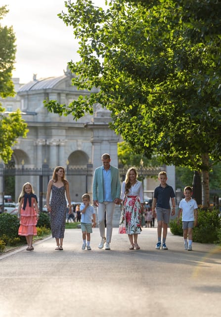 Madrid: Private Photo Tour with a Professional Photographer - Plaza de la Villa and Madrid’s older center