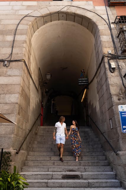 Madrid: Private Photo Tour with a Professional Photographer - Plaza Mayor and the first Madrid portraits