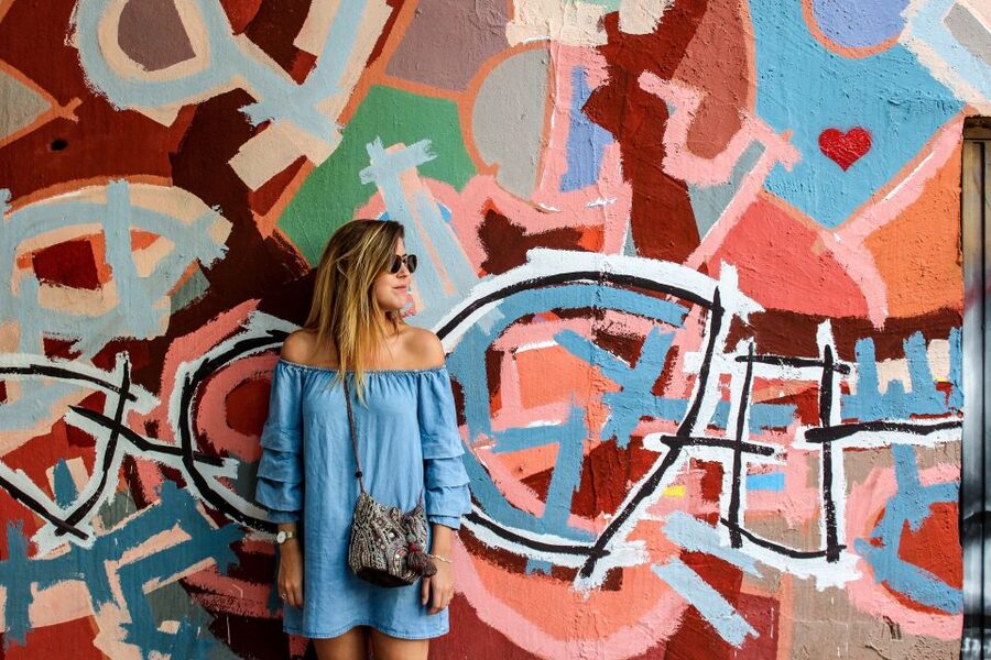 Málaga: Creative Urban Photography Workshop - Why the private format matters