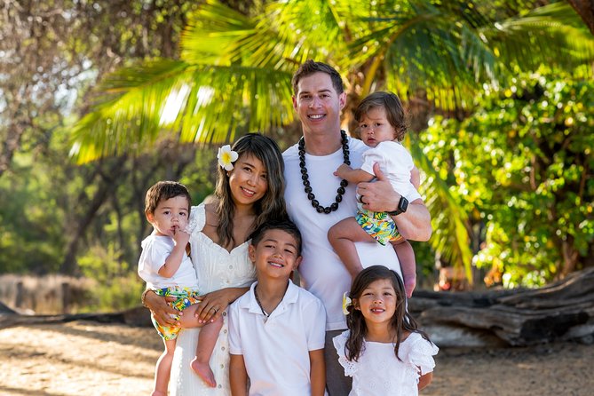 Maui Family and Couple Beach Photo Session - Choosing between posed portraits and natural moments
