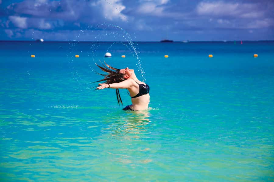 Mauritius: Photoshoot at Mont Choisy Beach - The photographer’s role in getting natural images