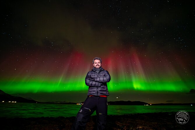 Minibus Northern Lights Chase with Photography from Tromsø - Warmth, soup, and a campfire under the sky