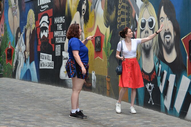 Moments in Basel: Personalized Tour & Photo Session - Tinguely Fountain and Elisabethen Church