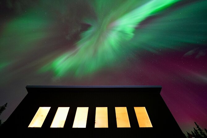 Mountaintop 360° Best Alaskan Cabin with Photography @Aurora Camp - Is $99 a fair price?
