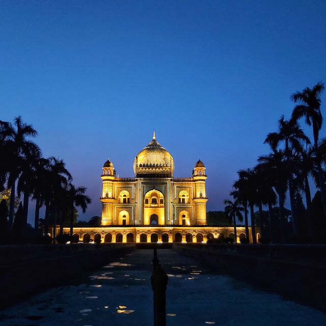 New Delhi: Guided Night Photography & Heritage Tour of Delhi - Safdarjung’s Tomb under lights