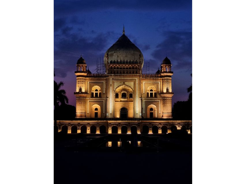 New Delhi: Guided Night Photography & Heritage Tour of Delhi - Starting at Jor Bagh Metro Station