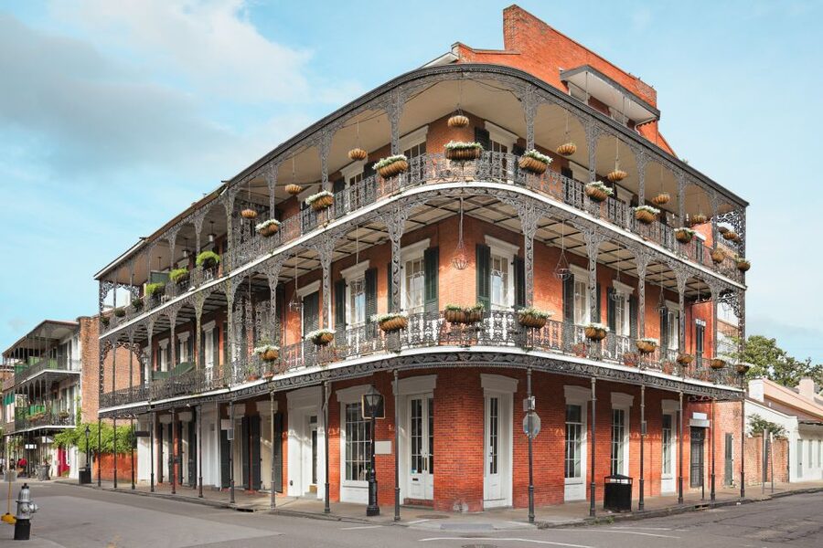 New Orleans: French Quarter Photo Shoot and Walking Tour - Key points to know before booking
