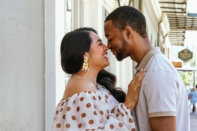 New Orleans Private Photo Shoot with Professional Photographer - Posing Help for Couples, Families, and Friends