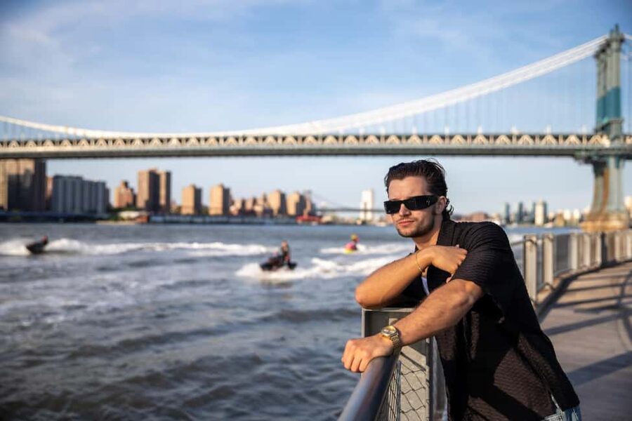 New York: 1-hour Photoshoot in Iconic Locations - What your one-hour New York photoshoot is really like