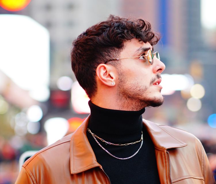 New York City: Solo or Couples Photoshoot in Times Square! - Key points to know before you book