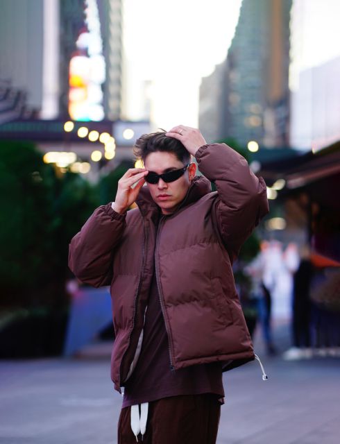 New York City: Solo or Couples Photoshoot in Times Square! - A New York photo session with sightseeing built in
