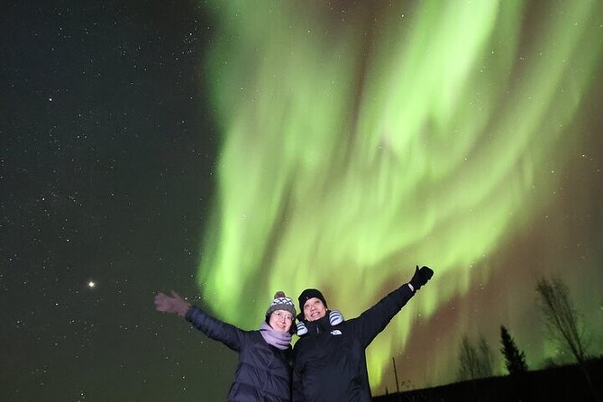 Northern Lights Aurora Tour with Photography - Waiting for the sky to turn green near Fairbanks