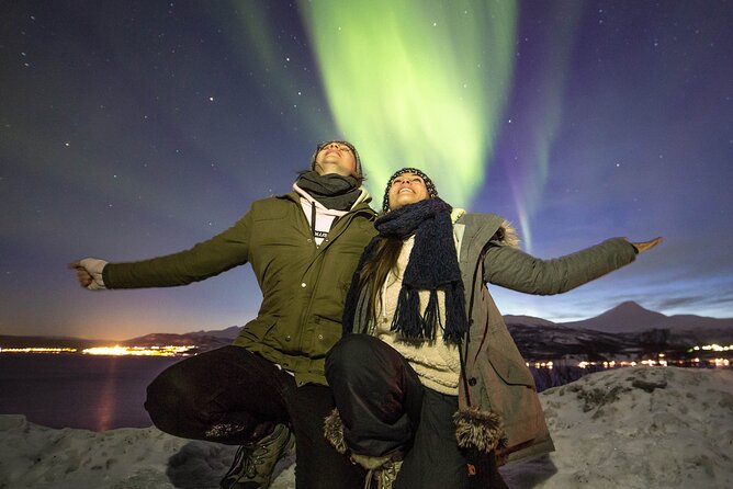 Northern Lights Chase with Photography from Tromsø - Photography help with your own phone or camera