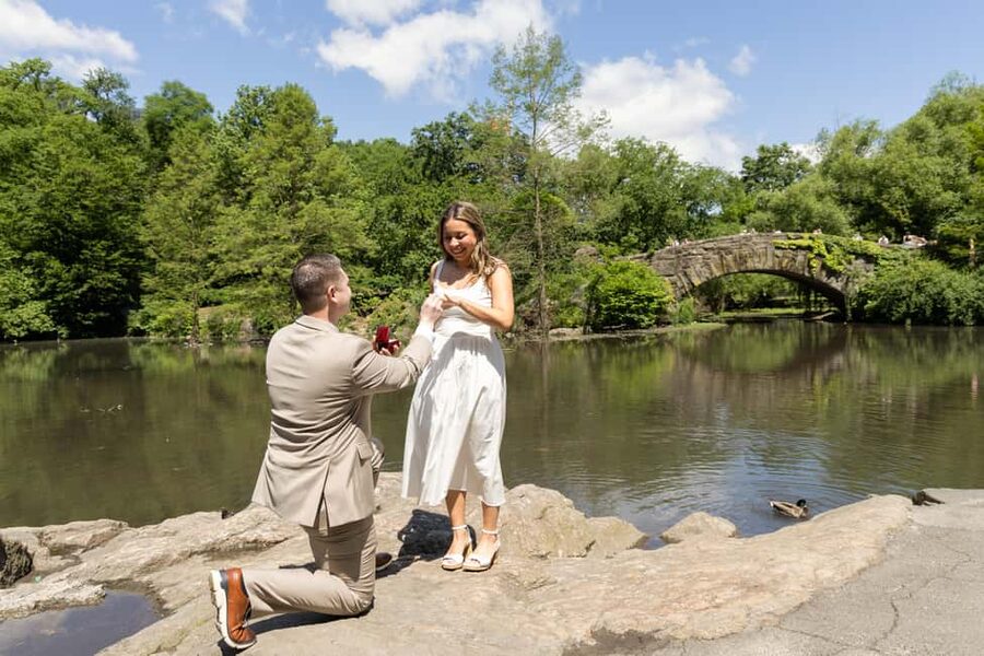 NYC: Surprise Proposal Photoshoot - Capture the Yes Forever - Key points to know before you book