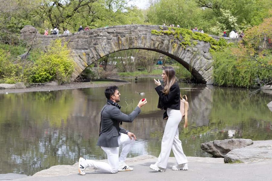 NYC: Surprise Proposal Photoshoot - Capture the Yes Forever - Who will get the most from this experience