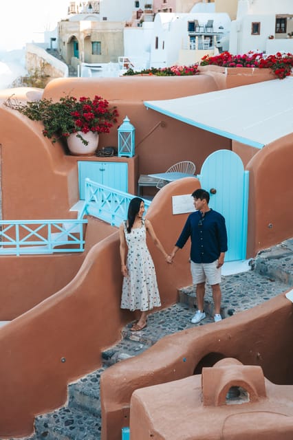 Oia: Couple photoshoot with 30 edited Photos - Is $169 good value for up to three people?