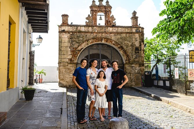 Old San Photoshoot Walking Tour - Why the private format matters